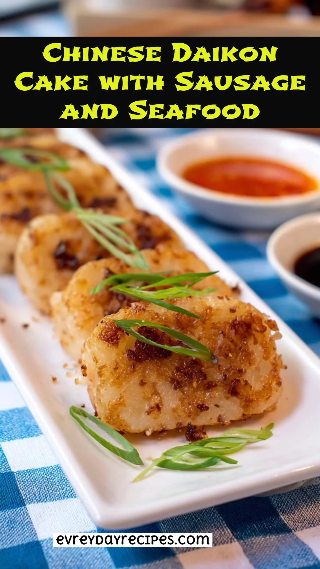 Chinese Daikon Cake with Sausage and Seafood