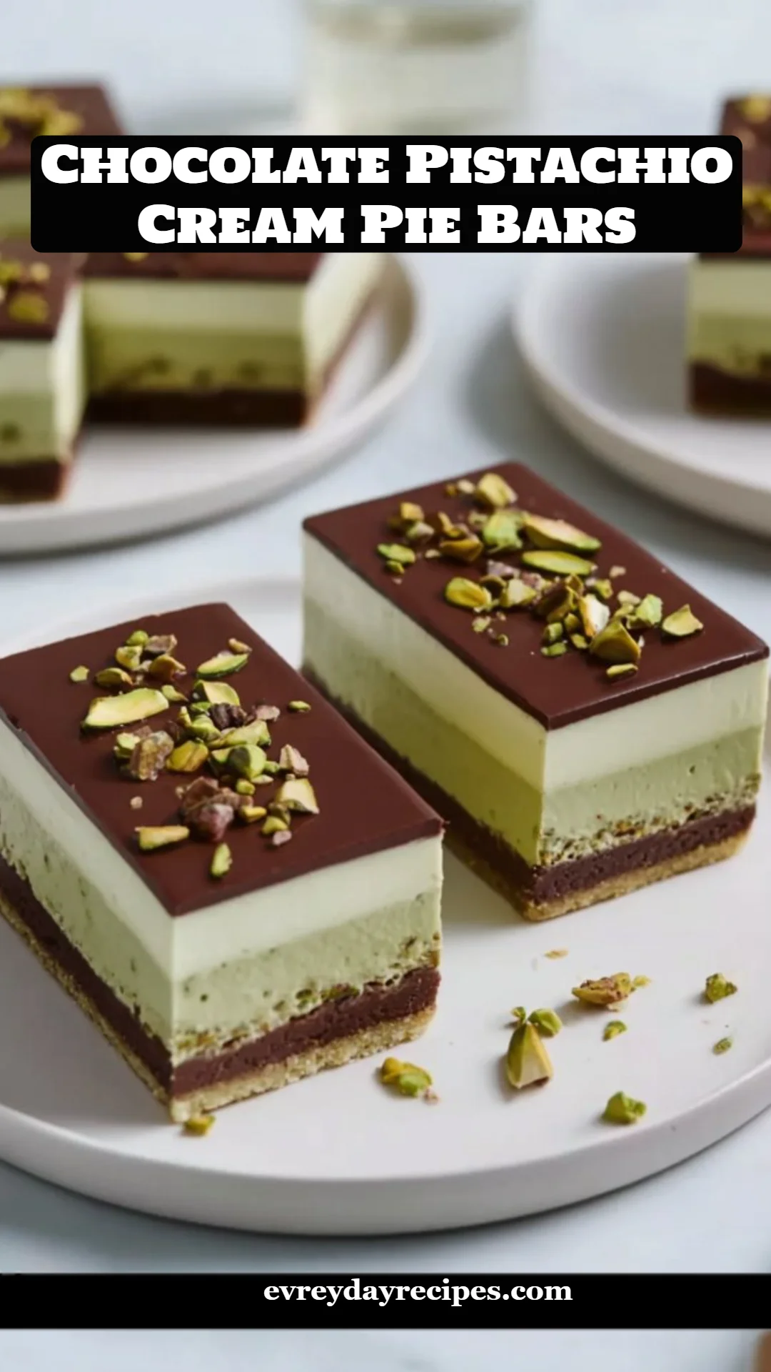 Chocolate Pistachio Cream Pie Bars